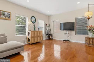 269 Grape St, Philadelphia, PA 19128 - Photo 3