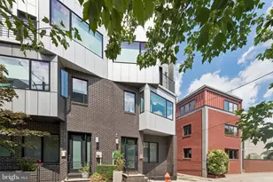 826 N Lawrence Street N, Philadelphia, PA 19123 - Photo 3