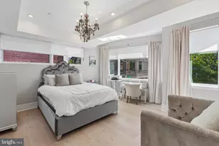 826 N Lawrence Street N, Philadelphia, PA 19123 - Photo 31