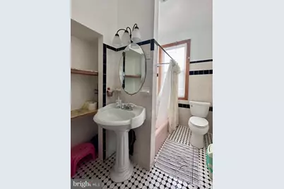 134 E Eleanor Street, Philadelphia, PA 19120 - Photo 9