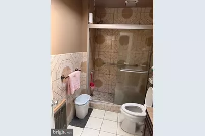 252 W Nedro Avenue, Philadelphia, PA 19120 - Photo 5