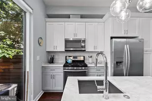 1841 Mountain St, Philadelphia, PA 19145 - Photo 11