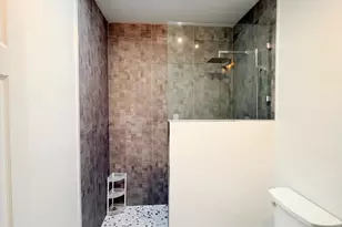 2321 S Front St, Philadelphia, PA 19148 - Photo 9