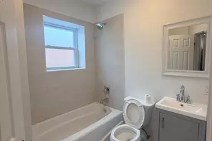 2321 S Front St, Philadelphia, PA 19148 - Photo 11