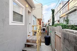 2321 S Front St, Philadelphia, PA 19148 - Photo 7