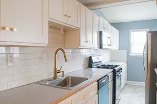 2642 S 66th St, Philadelphia, PA 19142 - Photo 9