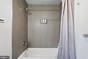 1608 Ridge Ave, Philadelphia, PA 19130 - Photo 15