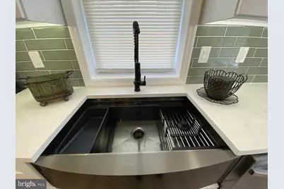 6001 Angora Terrace, Philadelphia, PA 19143 - Photo 17