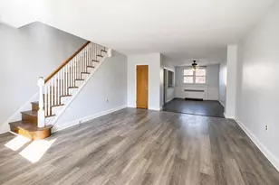 7214 Cottage St, Philadelphia, PA 19135 - Photo 3