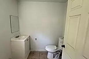 2012 E Glenwood Ave, Philadelphia, PA 19124 - Photo 19