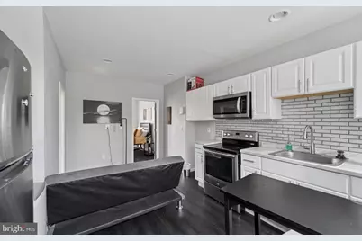 7018 Woodland Avenue, Philadelphia, PA 19142 - Photo 7