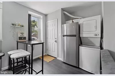 7018 Woodland Avenue, Philadelphia, PA 19142 - Photo 9