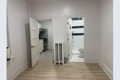 6324 Kingsessing Avenue, Philadelphia, PA 19142 - Photo 15