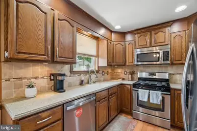 2715 Mower Street, Philadelphia, PA 19152 - Photo 19