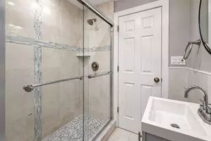 29 E Meehan Ave, Philadelphia, PA 19119 - Photo 15