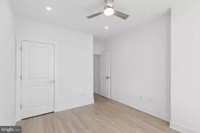 2834 W Glenwood, Philadelphia, PA 19121 - Photo 17