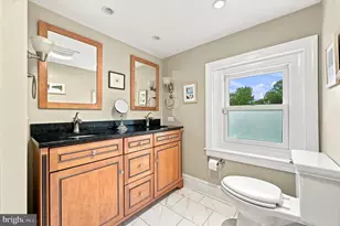 124 W Gravers Ln, Philadelphia, PA 19118 - Photo 19