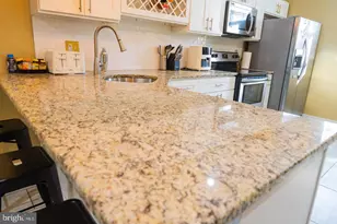 823 S 56th St, Philadelphia, PA 19143 - Photo 9