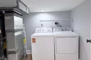 810 Watkins St, Philadelphia, PA 19148 - Photo 9