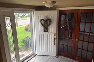 803 Rennard Cir, Philadelphia, PA 19116 - Photo 3