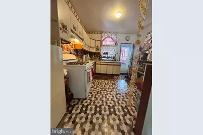2047 Wilmot Street, Philadelphia, PA 19124 - Photo 5