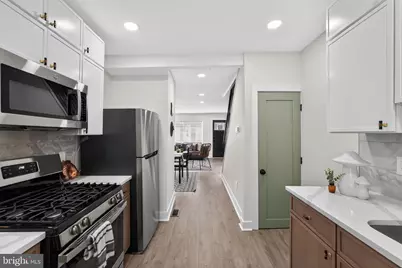 2019 Manton Street, Philadelphia, PA 19146 - Photo 9