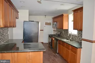 5353 Delancey St, Philadelphia, PA 19143 - Photo 5