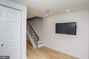 2340 McClellan St, Philadelphia, PA 19145 - Photo 39