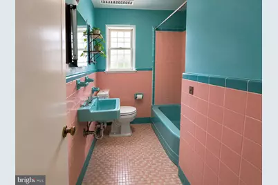 8109 Gilbert Street, Philadelphia, PA 19150 - Photo 31