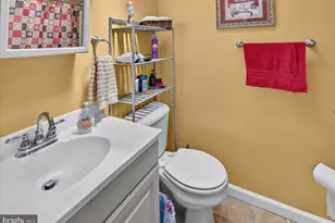 606 Artwood Dr, Philadelphia, PA 19115 - Photo 41
