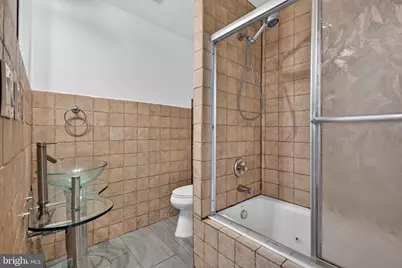 1521 S Woodstock Street, Philadelphia, PA 19146 - Photo 19