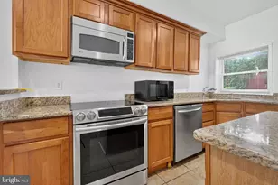 1521 S Woodstock St, Philadelphia, PA 19146 - Photo 7