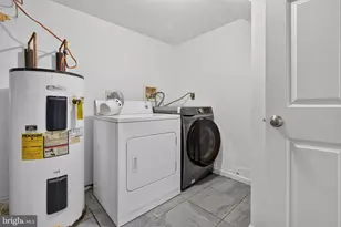 1521 S Woodstock St, Philadelphia, PA 19146 - Photo 13