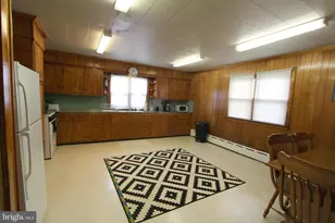 8107 Germantown Ave, Philadelphia, PA 19118 - Photo 11