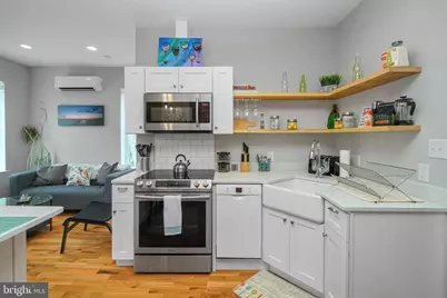 2049 E Hagert Street #UPPER, Philadelphia, PA 19125 - Photo 7