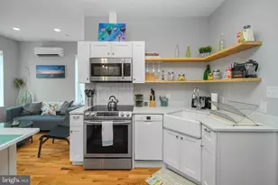 2049 E Hagert St, Philadelphia, PA 19125 - Photo 7