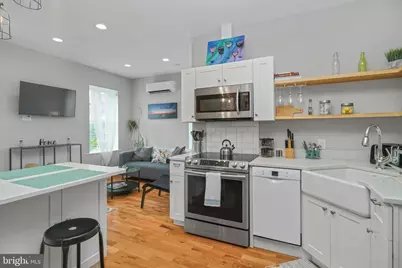 2049 E Hagert Street #UPPER, Philadelphia, PA 19125 - Photo 3