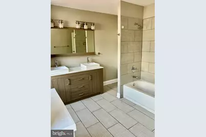 220 Baldwin Street, Philadelphia, PA 19127 - Photo 7