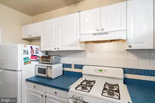 5219 N 11th St, Philadelphia, PA 19141 - Photo 5
