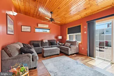 8017 Lenola Street, Philadelphia, PA 19136 - Photo 19