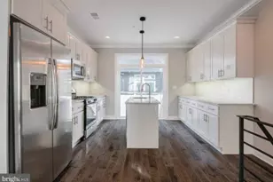 1529 S Lambert St, Philadelphia, PA 19146 - Photo 3