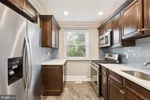 1034 E Slocum St, Philadelphia, PA 19150 - Photo 7