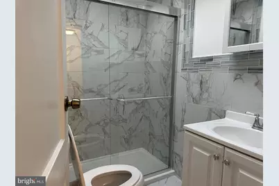 632 E Carver Street, Philadelphia, PA 19120 - Photo 15
