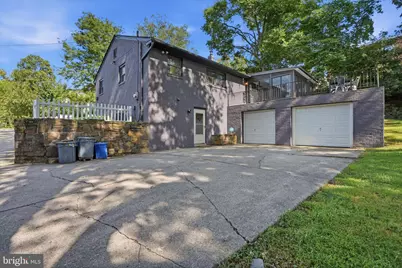 6910 Cliff Road, Philadelphia, PA 19128 - Photo 3