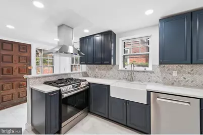 2218 Locust Street, Philadelphia, PA 19103 - Photo 19