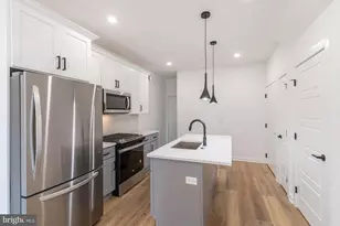 1325 Buttonwood St, Philadelphia, PA 19123 - Photo 3