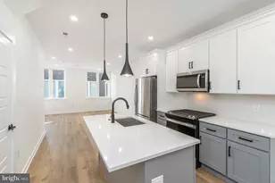 1325 Buttonwood St, Philadelphia, PA 19123 - Photo 3