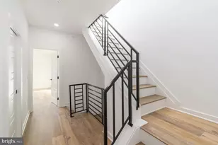1325 Buttonwood St, Philadelphia, PA 19123 - Photo 7