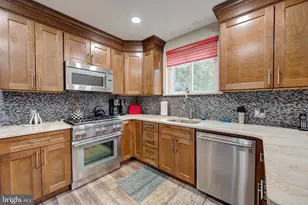 834 E Vernon Rd, Philadelphia, PA 19119 - Photo 13
