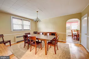 834 E Vernon Rd, Philadelphia, PA 19119 - Photo 15